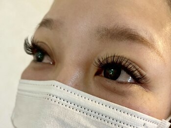 るみえーるの写真/【洗練された目元へ】重さで瞳を隠さないエクステ使用。ご希望のボリューム感で、写真映えも抜群の瞳を！