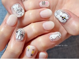 キャラクター・手描き・痛ネイル