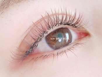 アンプティプリュス(un petit plus)の写真/グルーより平均持続力UPのＬＥＤエクステ♪丁寧なカウンセリングと的確な施術でサロン仕上がりが長く続く◇