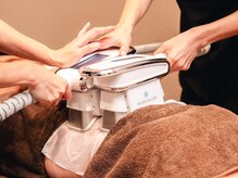 BEAUNA　銀座　脂肪冷却・痩身・小顔・最新機器の雰囲気（30分寝ているだけで脂肪細胞が減る脂肪冷却も大人気！）