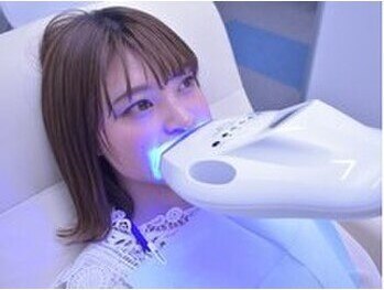 【学割U24】ホワイトニング15分x2回コース◇お手軽美白歯体験 \10780→4980