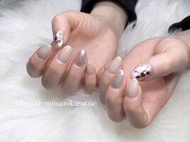 ハートホロシンプルネイル
