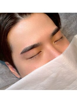 リュープリエ イオ 那覇新都心店(Lieu plie io)/男性眉毛WAXで清潔感UP