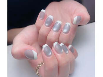 メオネイル(MEO NAIL)/マグネットxフレンチネイル