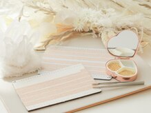 ナチュールフィット 宝塚店(Natur Fit)の雰囲気（耳に金粒を貼ってツボ刺激。針は使わないので目立ちません♪）