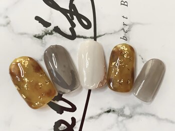 リラ(RIRA)/秋の定額6300円コース