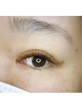 ボリュームのある目元にしたい