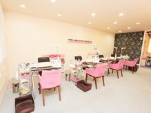 ネイルサロン アンビジュネイル 大泉店(An'bijou nail)の雰囲気（明るく清潔感のある店内【大泉町】）