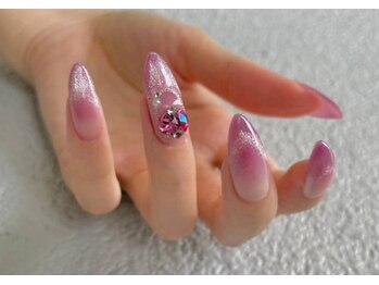 ネイルアンドアイラッシュスタジオ シュシュ(chouchou)/マグネット×ストーン