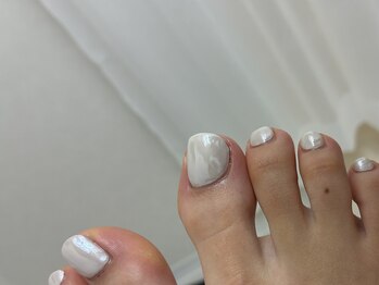 クレイ(clay.)/フット ホワイトミラーネイル