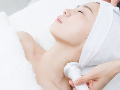 Luminage【ルミナージュ】辻堂 小顔/たるみ/リフトアップ/艶肌の写真