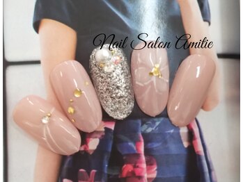 ネイルサロン アミティエ(Nail Salon Amitie)/手書きフラワーアレンジネイル