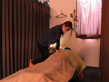 手もみの森 西川田店の写真/低価格×高技術★2回目以降も通いやすいお手頃価格で日々の疲れを我慢しない◎【全身もみほぐし60分¥3980】