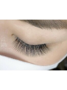 ボリュームのある目元にしたい