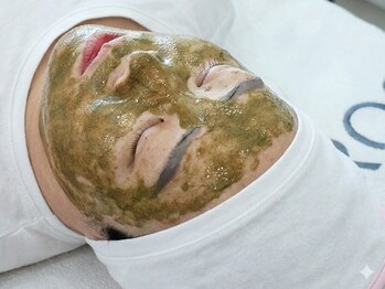 ワイズデュー(Y's Dew)の写真/【痛みの少ない韓国ハーブ】毛穴・黒ずみを根本リセット。剥離なしで叶える陶器肌。