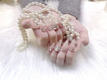 クイーンネイル 新宿(Queen nail)/長さ出し パーツ付け放題