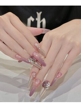 ユイ(YUYI.)の写真/注目度UPの華やかワンホンネイル~最旬ネイルまで何でもお任せ下さい!大切な日・特別な日のネイルもお任せ☆