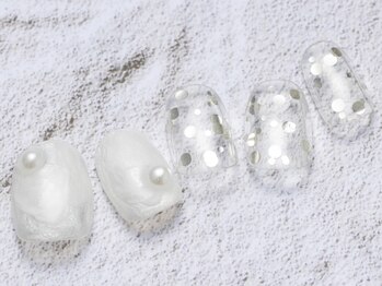 アイ ネイルズ 天神店(I nails)/個性派ホワイティ¥6800