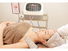 アロール(ALLURE)の雰囲気（微弱電流で筋肉や血流、リンパを改善）