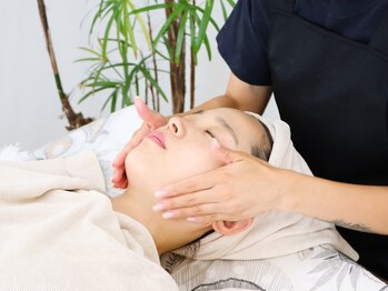 ニキビケア研究所 吉祥寺店/ヒト幹細胞の鎮静美肌ケア付