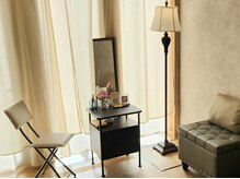 白を基調としたシンプルで清潔感のある空間です♪