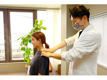 エール(EALL)の写真/施術歴17年のテクニックでPC・スマホ使用による目周り~頭部のコリを解消!眼精疲労・頭痛改善コース¥5980