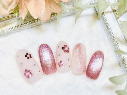 ネイル アンド アイラッシュ虹の写真