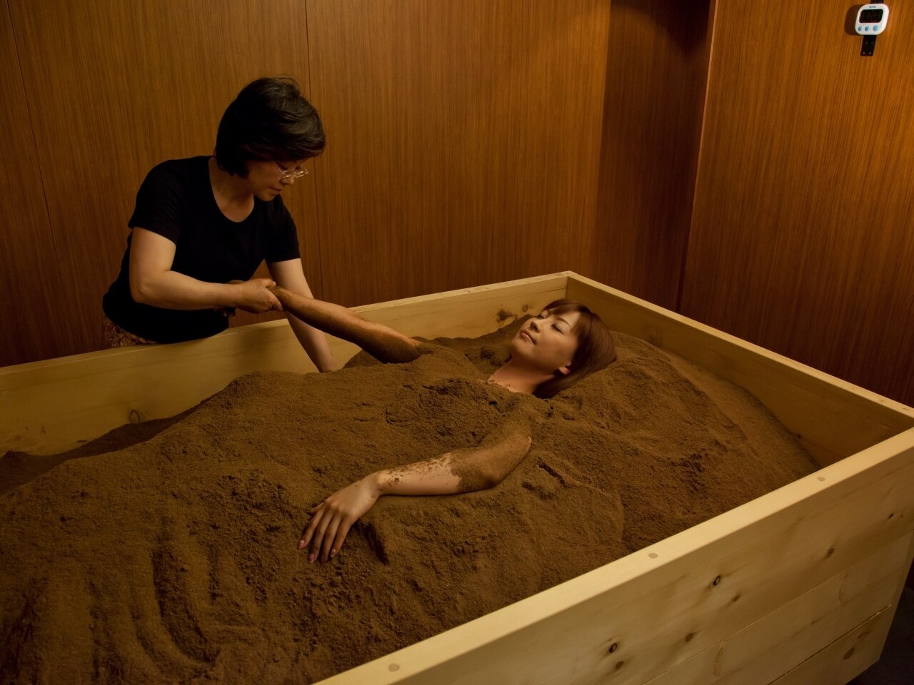 ドラゴン　ホットスパ　ブラン利用券10枚 ご新規様 優待クーポン｜HOT SPA BRAN（酵素風呂ブラン
