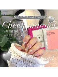 ワンホンチークネイル
