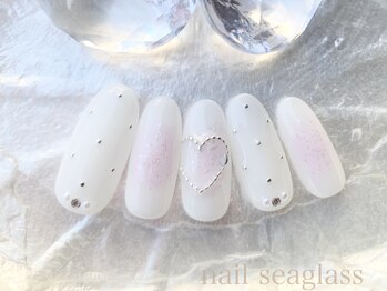 チークネイルとチェーンハート