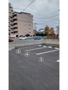 エム(M)/外観