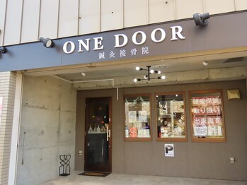 ワンドア(ONEDOOR)/【大きい通りの路面店】肩こり
