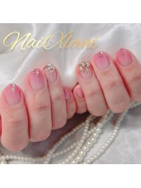 サロン前に無料駐車場あります