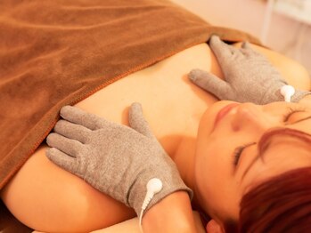 シャルマン(Charmant)の写真/【バストアップ/下垂/左右差/ハリ弾力ならお任せ】バストだけじゃない!全身筋膜リリースで結果にフォーカス