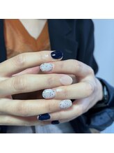 プリュネ(Prune)/ホワイト/ベージュ/ネイビー