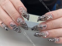 ココナッツネイル/