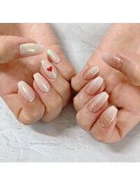 ミラー×白グラデーションネイル