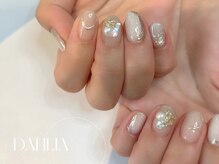 ダリア 西大寺本店(DAHLIA)/ホワイトニュアンスネイル☆