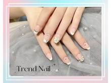 トレンドネイルスタジオ(Trend Nail Studio)/フレンチ+ストーンデザイン