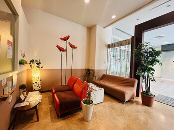 フー ニッケコルトンプラザ店(fu～)/明るく入りやすいサロンです♪