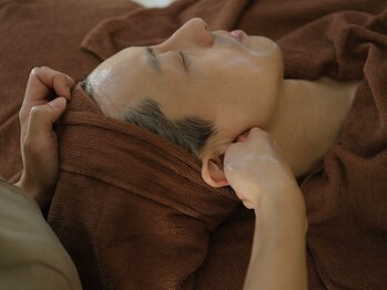 ヘッドミント 草加店/小顔矯正コルギ施術◎小顔効果