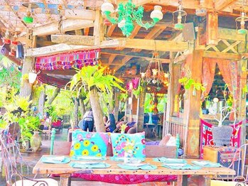 アジアンリラクゼーション ヴィラ 大橋店(asian relaxation villa)/バリ島カラフルでかわいいカフェ