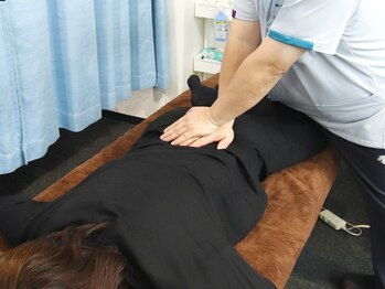 和漢整骨院 白山店の写真/重くツライその腰の痛みに!どこに行っても改善しなかったその腰痛から解放されませんか?白山駅1分★