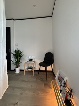 ブルーム(B.LOOM)/入口