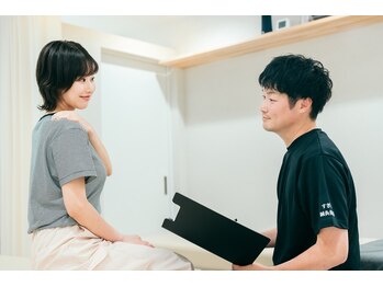 【肩こり/腰痛/姿勢改善】すぎさき鍼灸・接骨院の写真/【鍼灸初めての方も◎】ベテランの施術者による豊富な経験と知識からお悩みを根本改善！