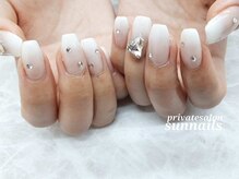 サンネイルズ(sun nails)/2本アート+オプションパーツ追加