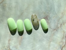 ミーム(meme)/マグネットネイル