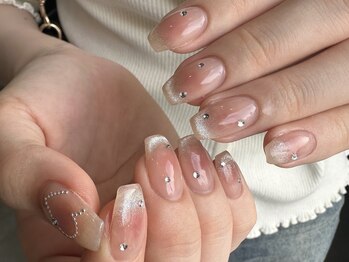 エイチ ネイル(H nail)/チークネイル