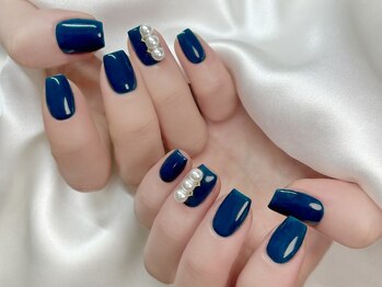 クラルトゥーナ 表参道(Curaltuna)/ネイビー × パール