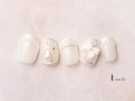 ホワイト韓国ネイル